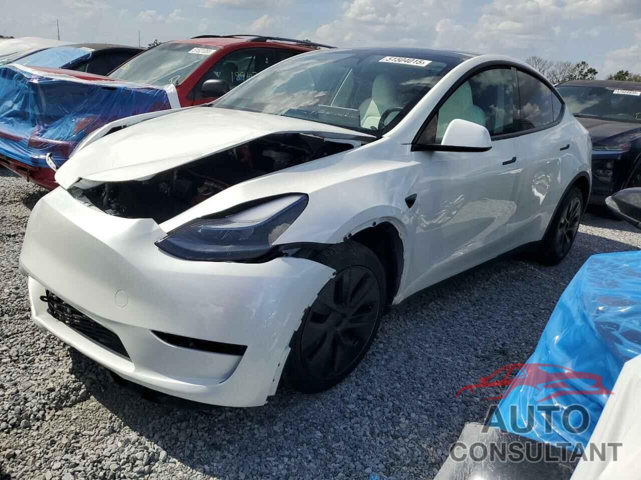 TESLA MODEL Y 2025 - 7SAYGDED4SF232433