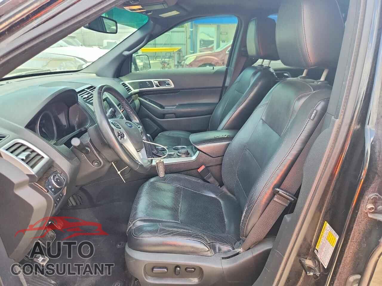 FORD EXPLORER L 2011 - 1FMHK8F83BGA32052