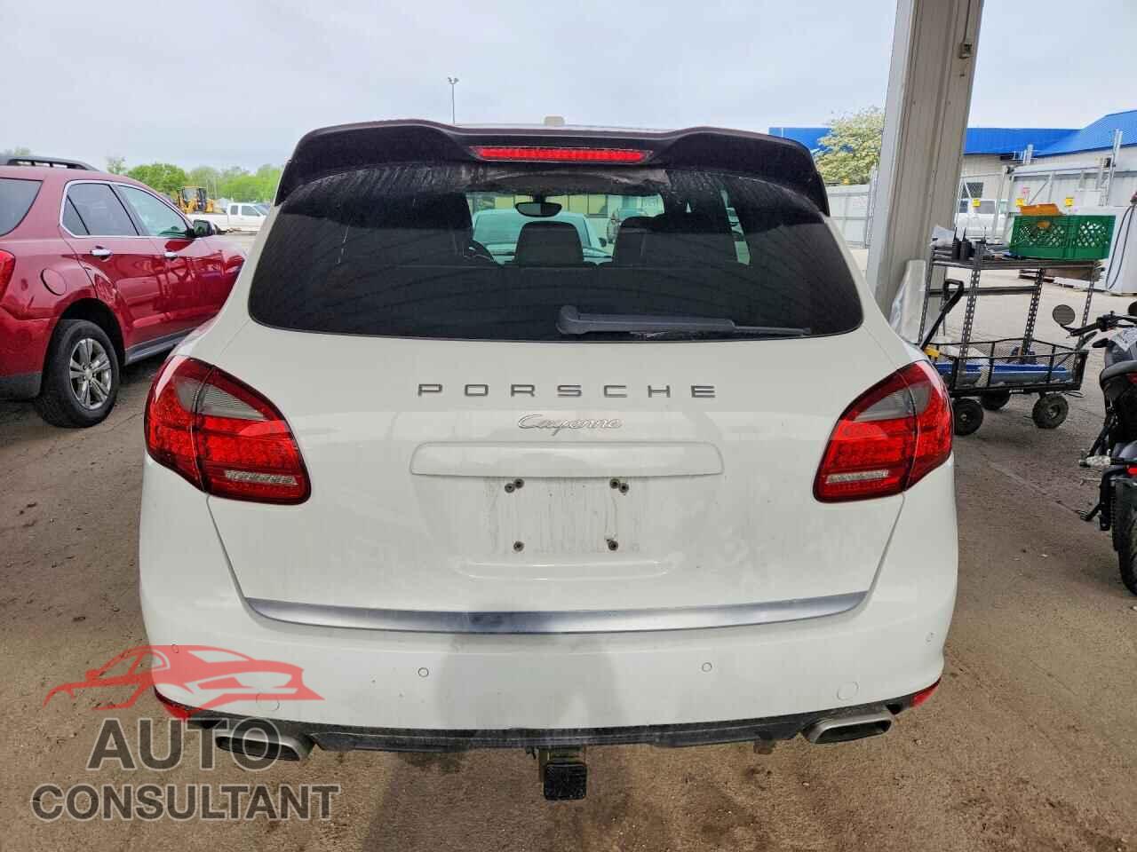 PORSCHE CAYENNE 2013 - WP1AF2A24DLA39580