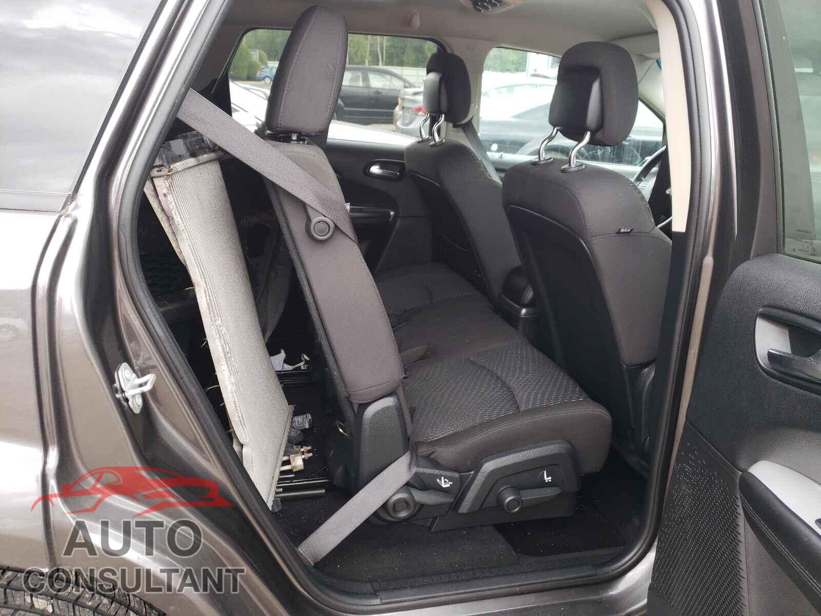 DODGE JOURNEY 2017 - 3C4PDCBG4HT533076