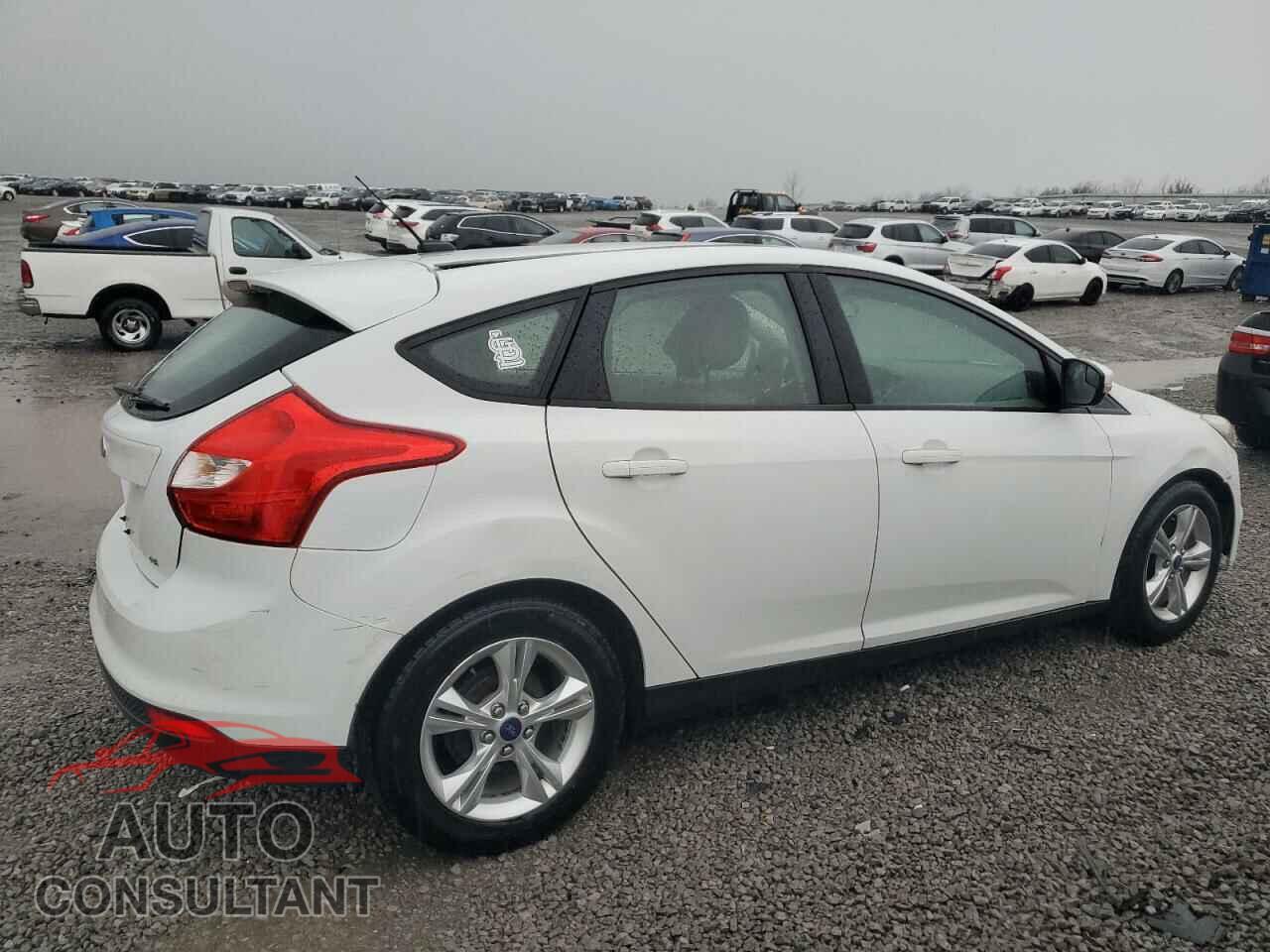 FORD FOCUS 2014 - 1FADP3K27EL301339