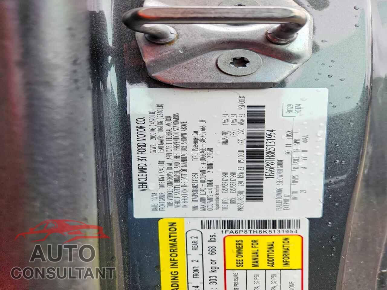 FORD MUSTANG 2019 - 1FA6P8TH8K5131954