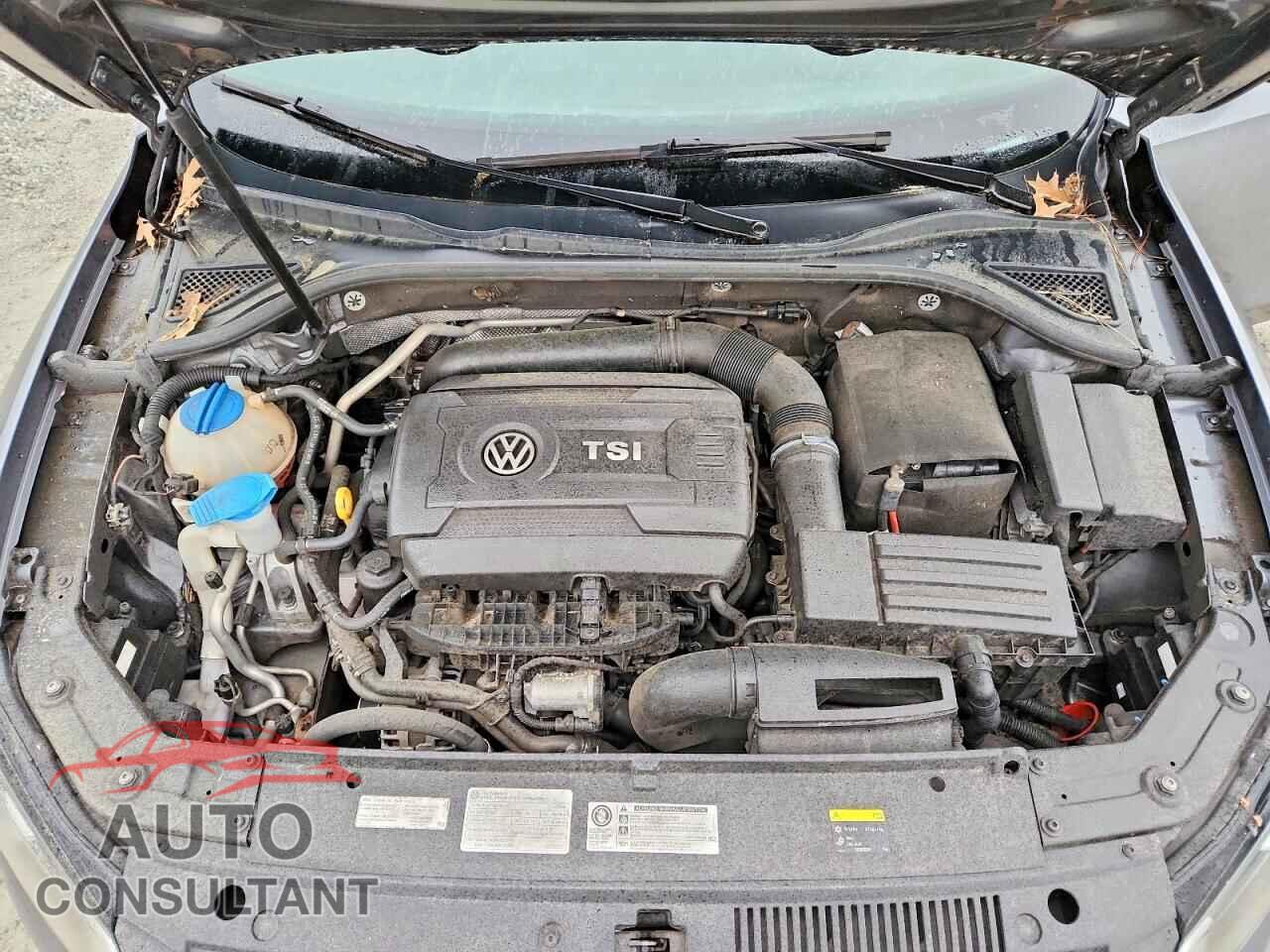VOLKSWAGEN PASSAT 2015 - 1VWAT7A33FC035603