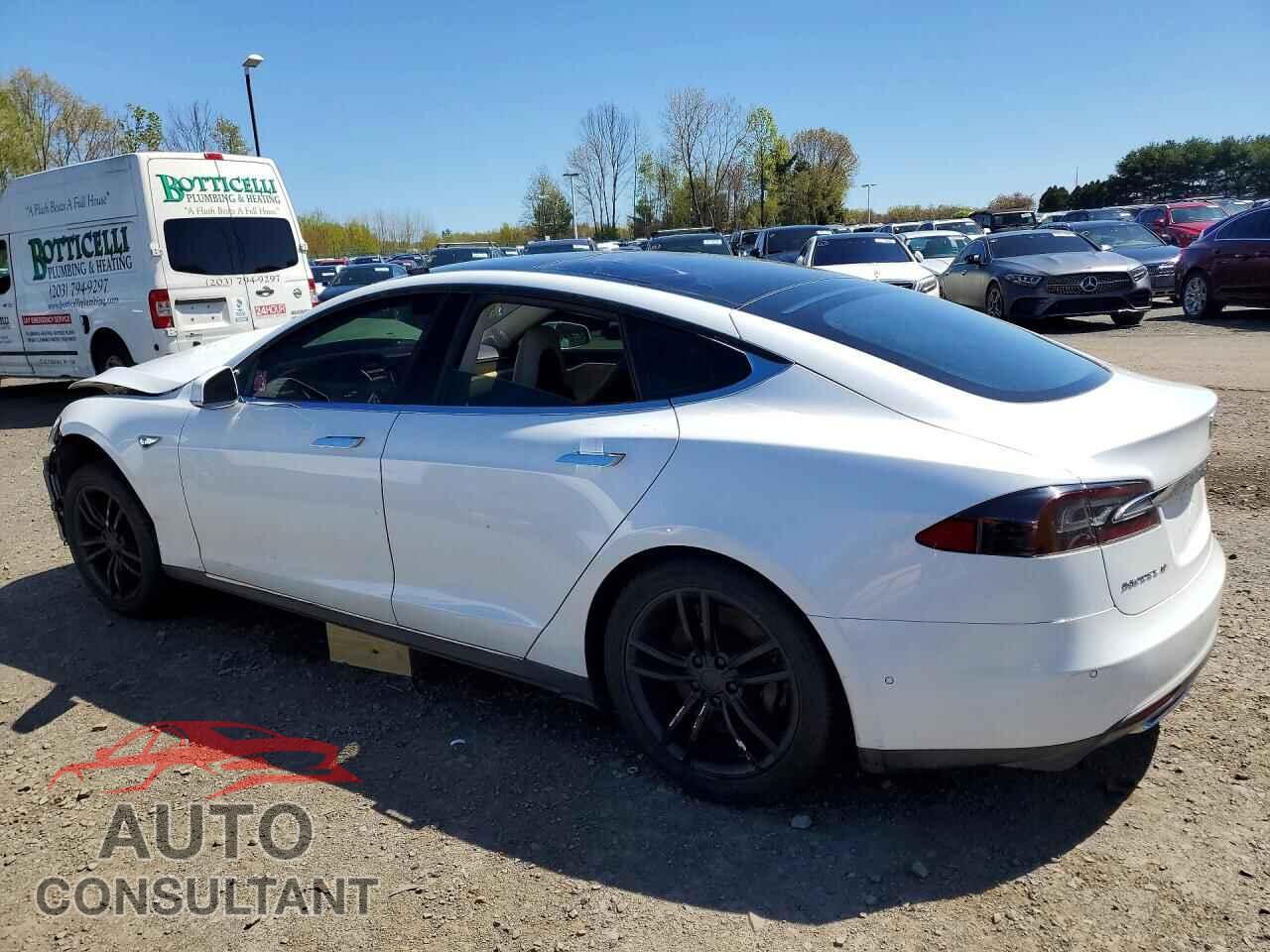 TESLA MODEL S 2014 - 5YJSA1H13EFP52681