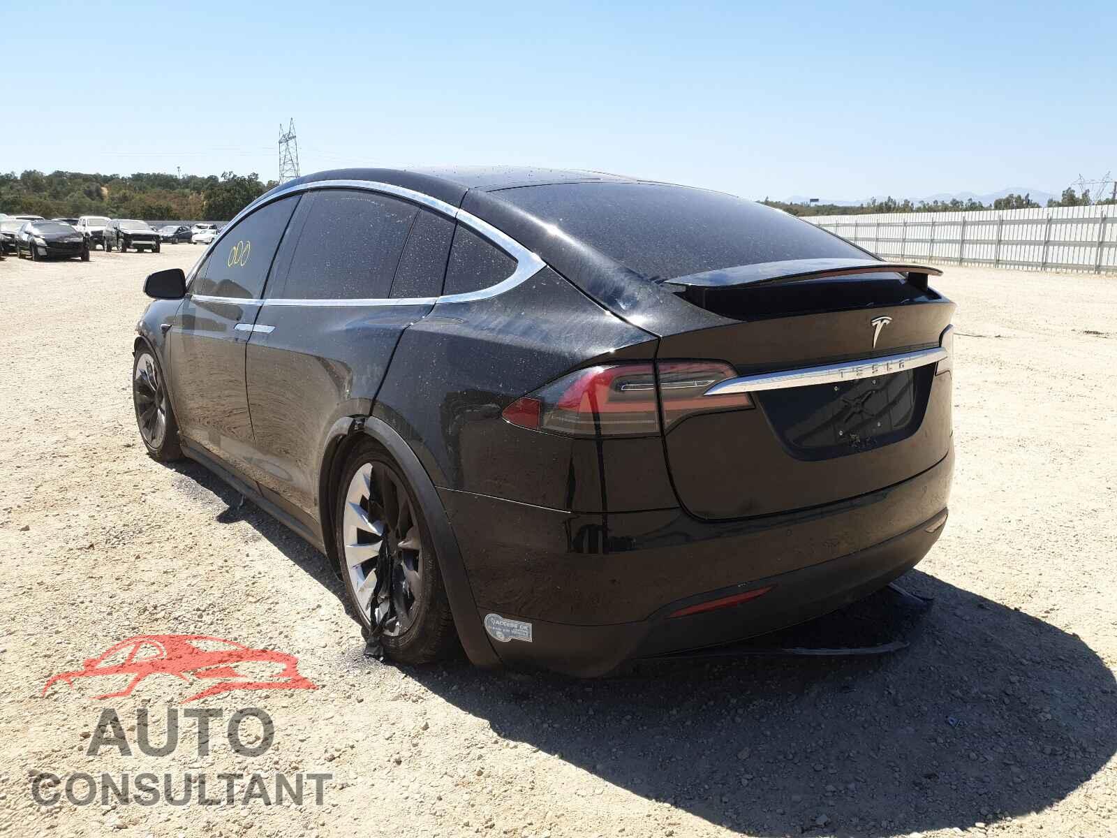TESLA MODEL X 2017 - 5YJXCBE23HF049475