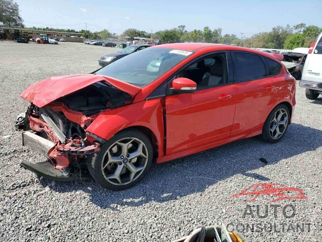FORD FOCUS 2017 - 1FADP3L95HL333884