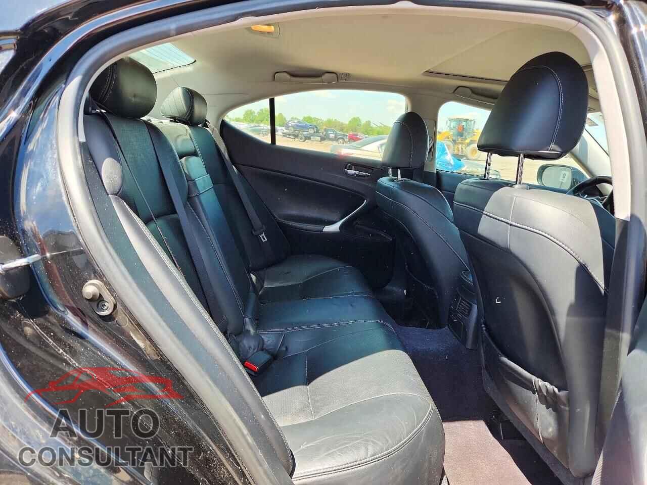 LEXUS IS 2010 - JTHBF5C26A5128490