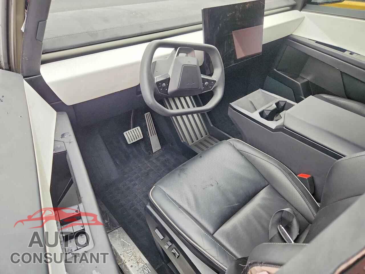 TESLA CYBERTRUCK 2024 - 7G2CEHEE2RA007042