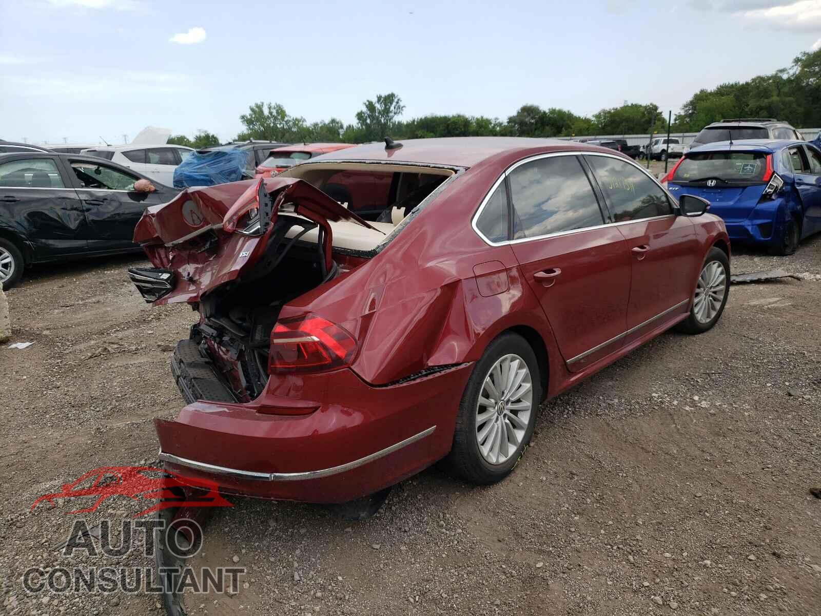 VOLKSWAGEN PASSAT 2017 - 1VWBT7A31HC051306