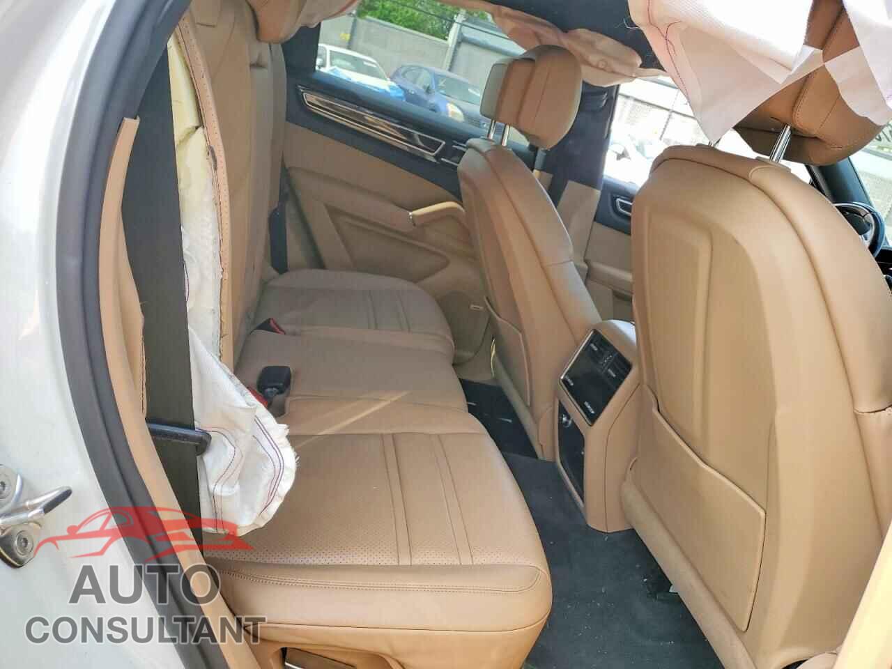 PORSCHE CAYENNE 2019 - WP1AA2AY0KDA05999