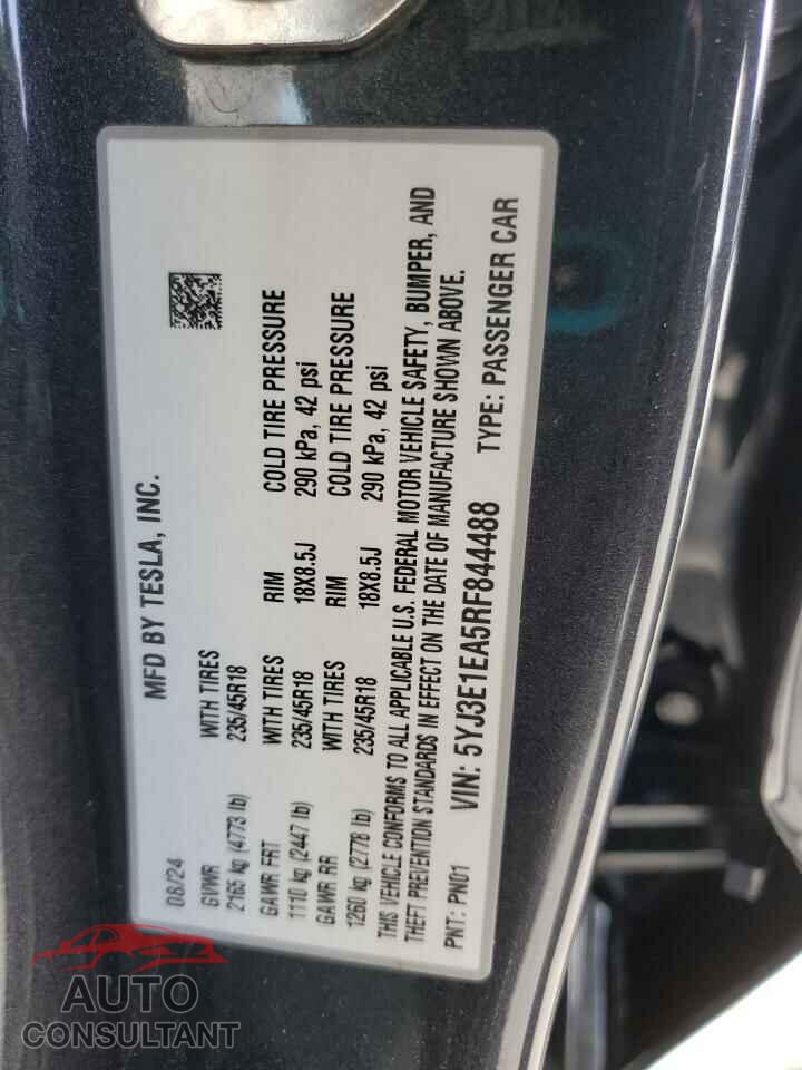 TESLA MODEL 3 2024 - 5YJ3E1EA5RF844488