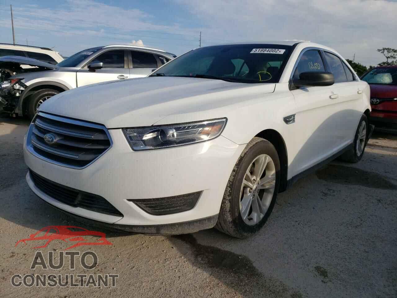 FORD TAURUS 2018 - 1FAHP2D85JG138299