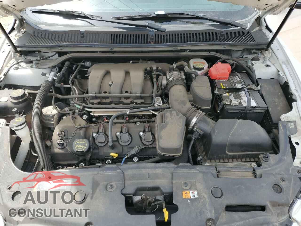 FORD TAURUS 2015 - 1FAHP2F81FG130219