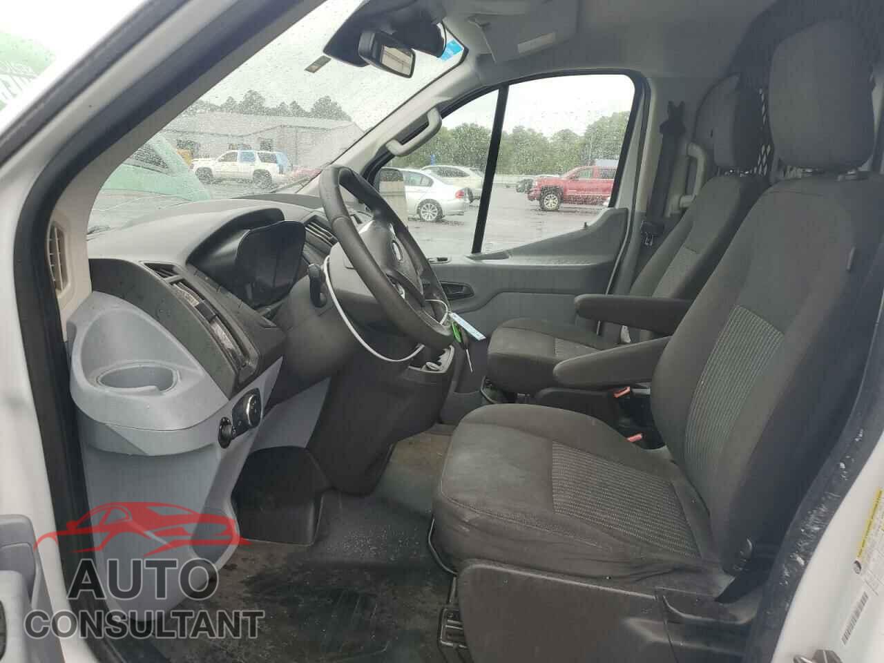 FORD TRANSIT 2018 - 1FTYR1ZM7JKB47975