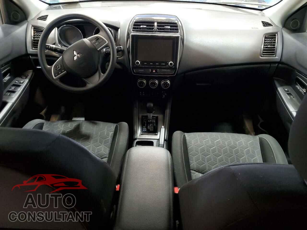 MITSUBISHI OUTLANDER 2020 - JA4AR3AU2LU005205