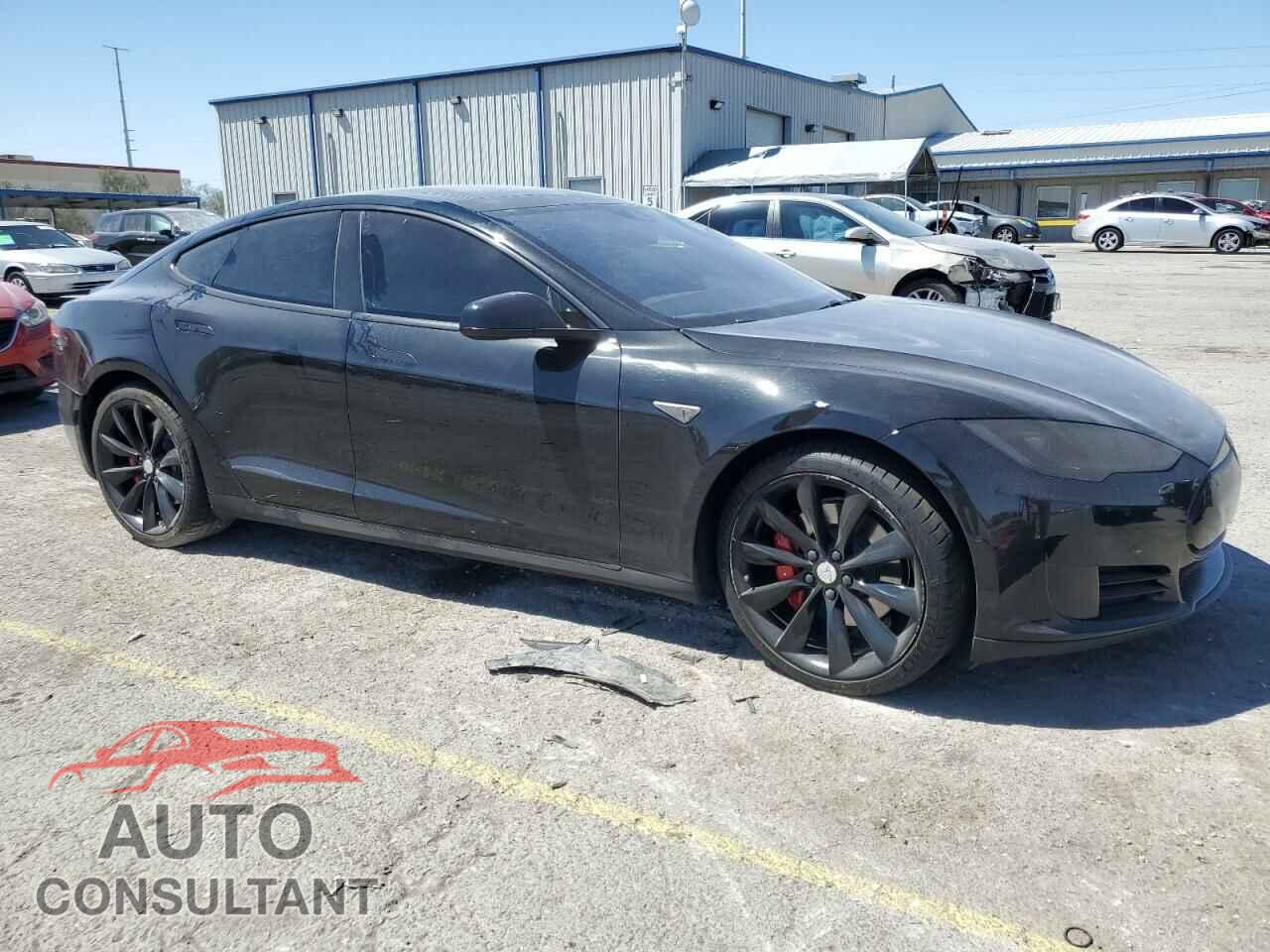 TESLA MODEL S 2015 - 5YJSA1V4XFF097886