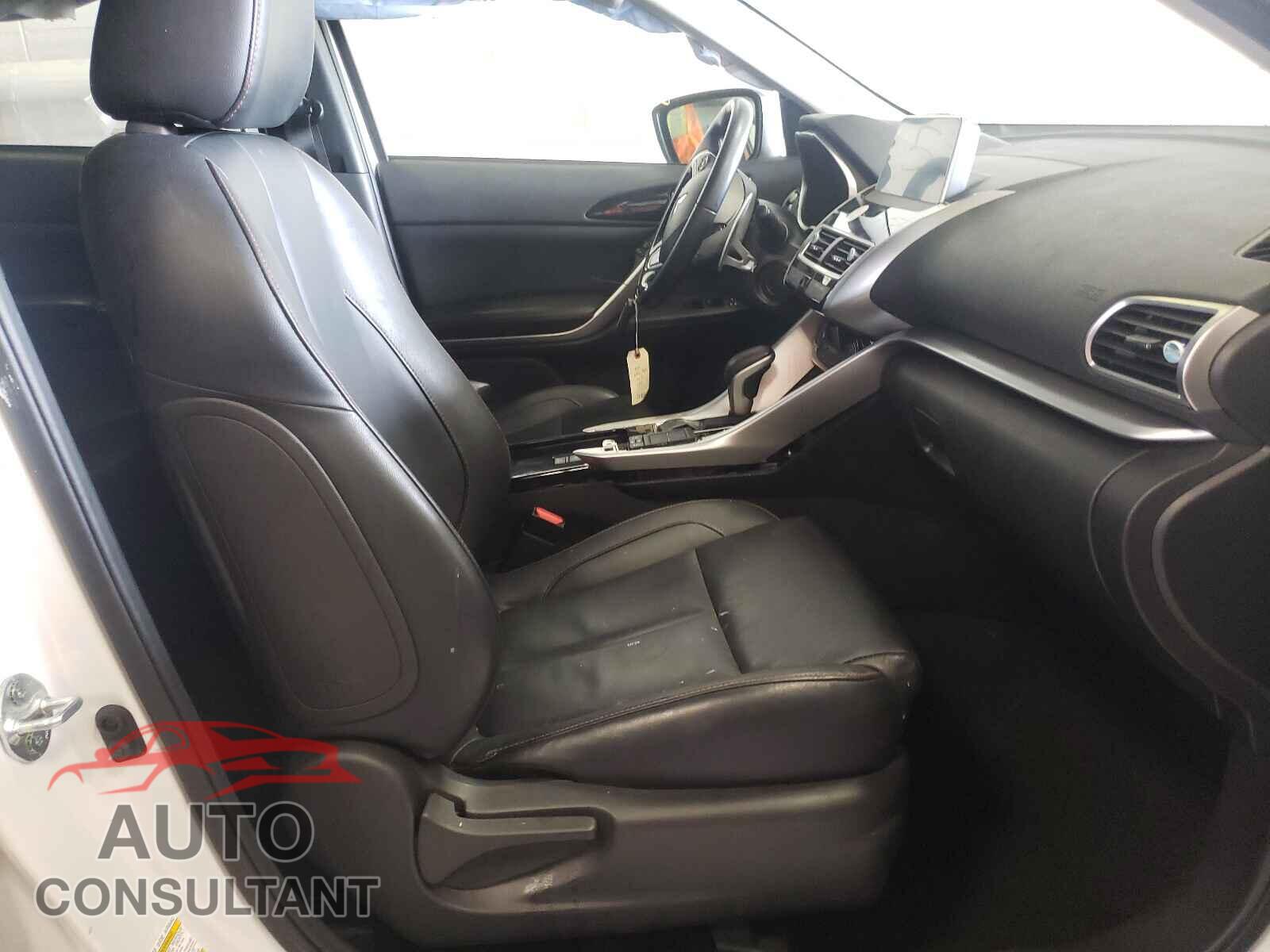 MITSUBISHI ECLIPSE 2019 - JA4AT5AA3KZ020879