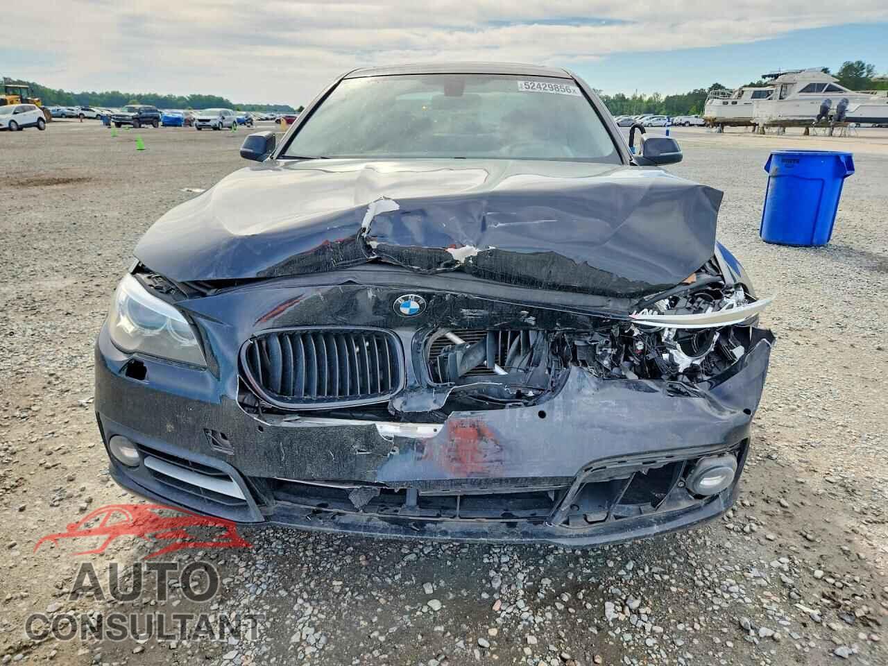 BMW 5 SERIES 2016 - WBA5A5C58GG352393