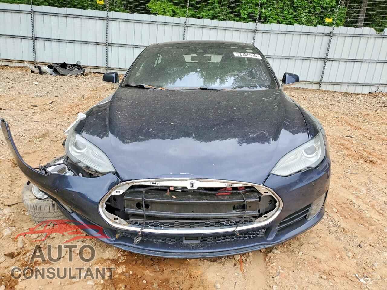 TESLA MODEL S 2015 - 5YJSA1H13FFP68817