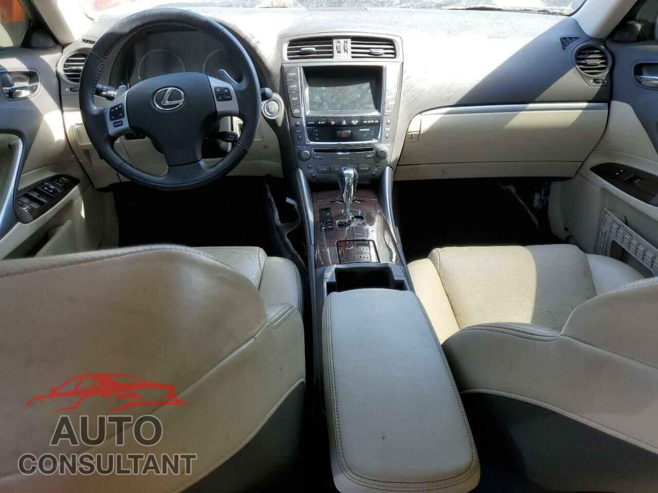 LEXUS IS 2012 - JTHBE5C20C5029217