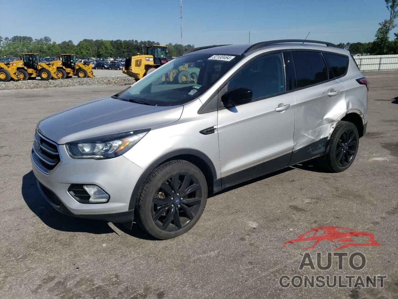 FORD ESCAPE 2017 - 1FMCU9G9XHUE90893