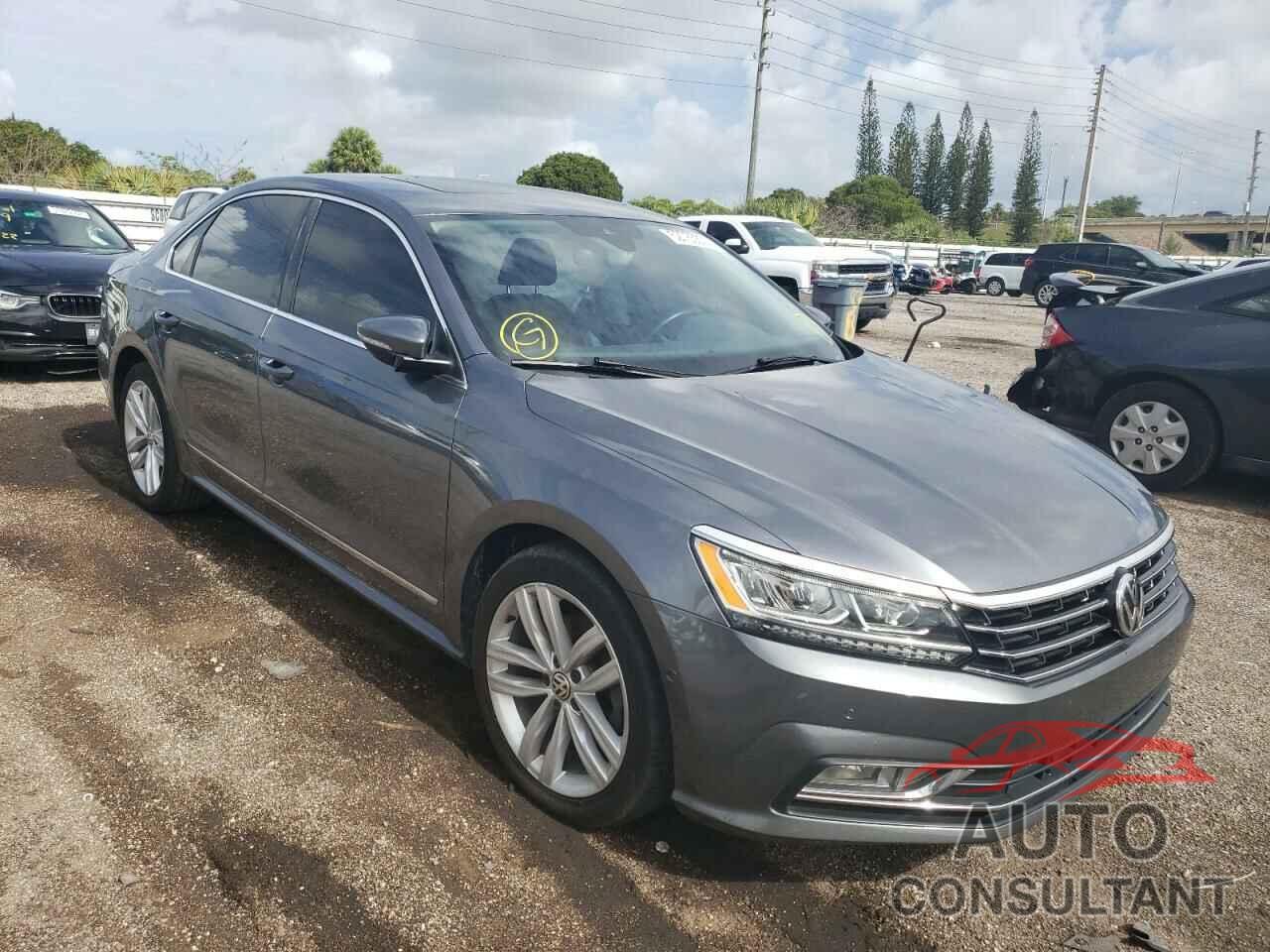 VOLKSWAGEN PASSAT 2018 - 1VWCA7A34JC000995
