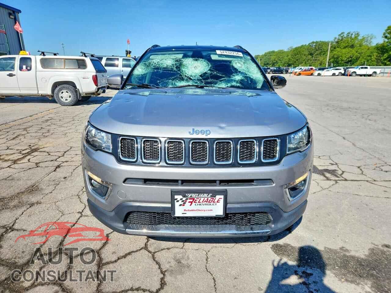 JEEP COMPASS 2018 - 3C4NJDCB8JT190478