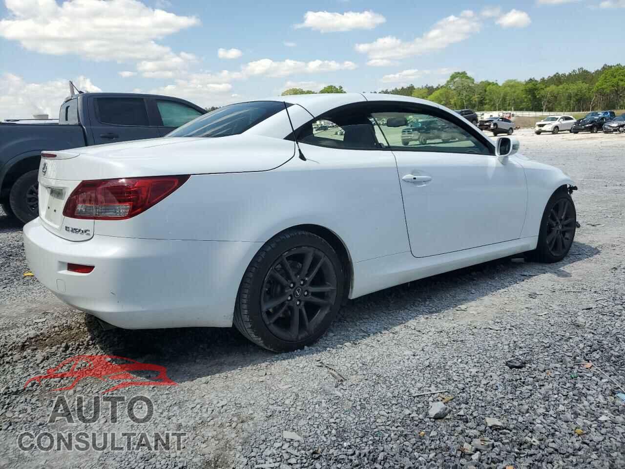 LEXUS IS 2014 - JTHFF2C25E2530315
