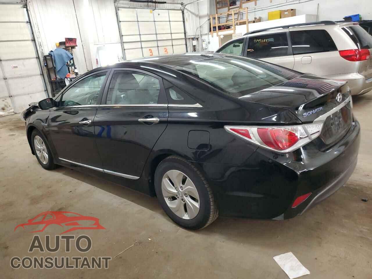 HYUNDAI SONATA 2015 - KMHEC4A42FA129765