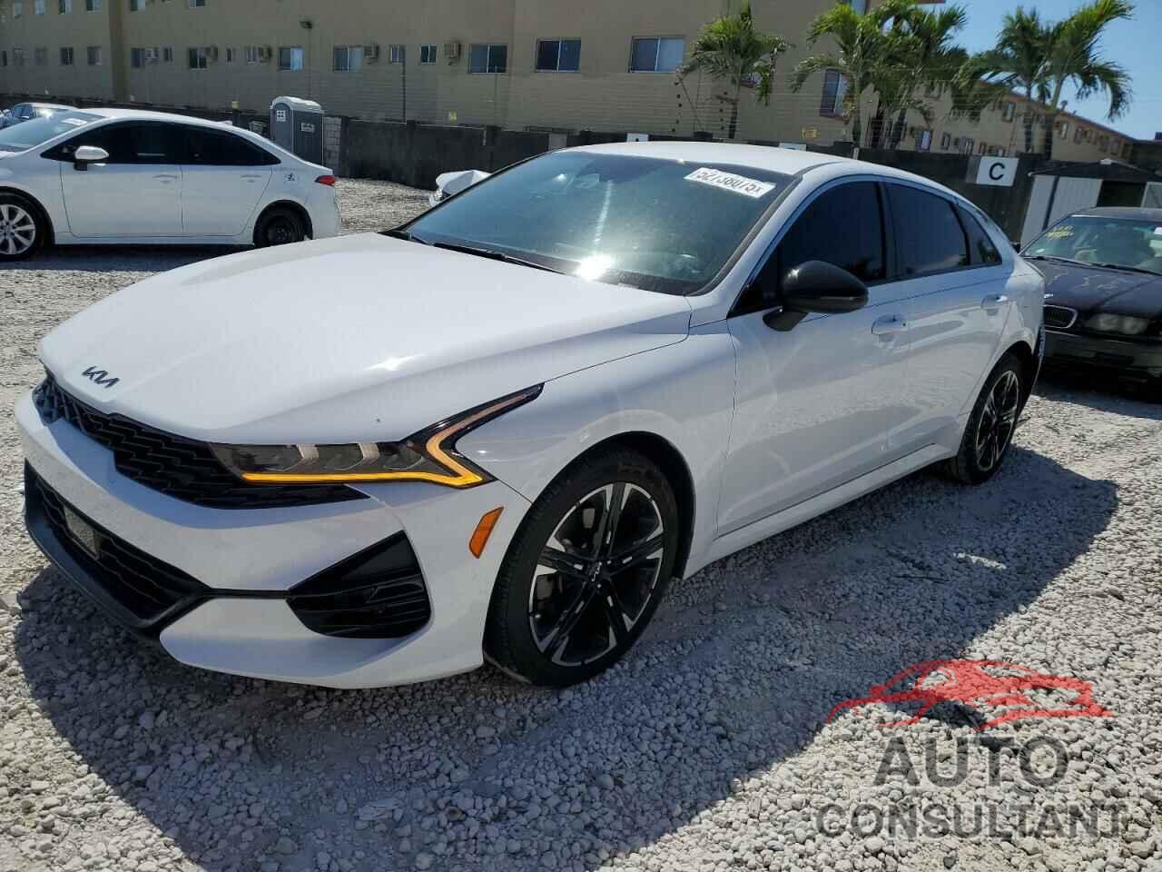 KIA K5 2023 - 5XXG64J20PG185728