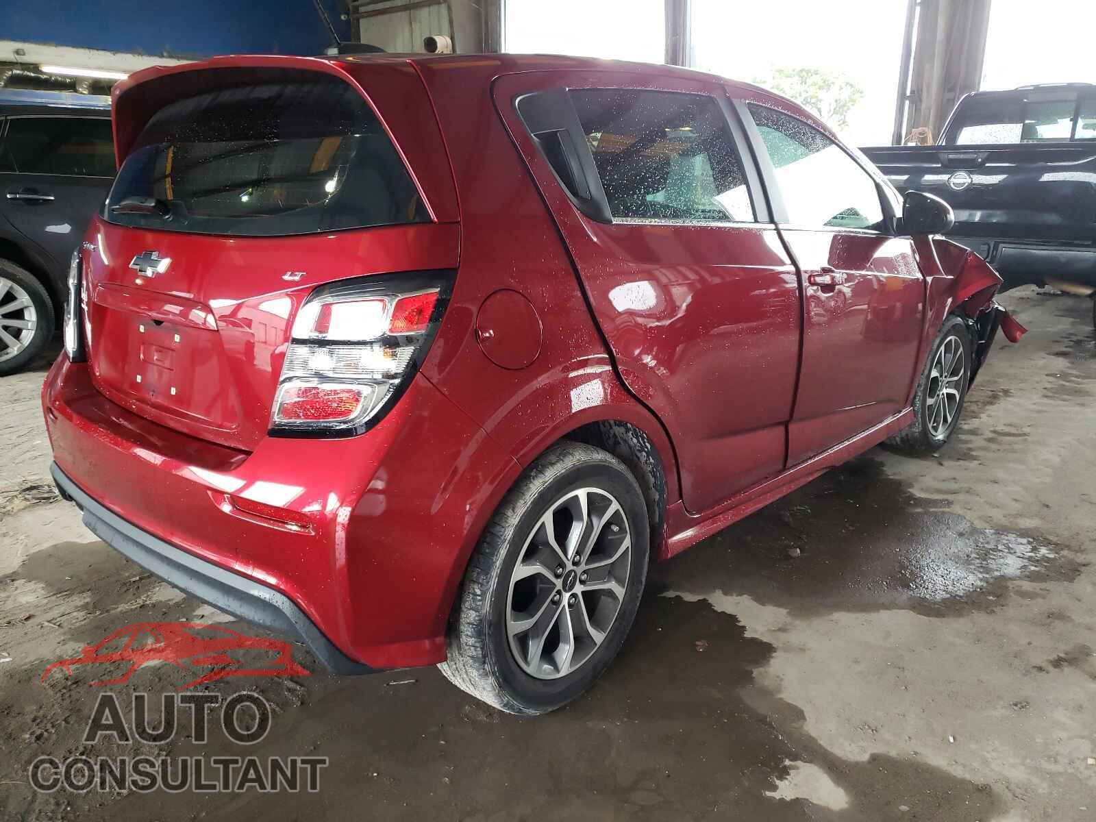 CHEVROLET SONIC 2018 - 1G1JD6SH3J4112373