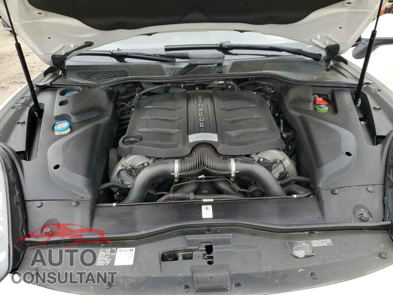PORSCHE CAYENNE 2016 - WP1AD2A27GLA76651