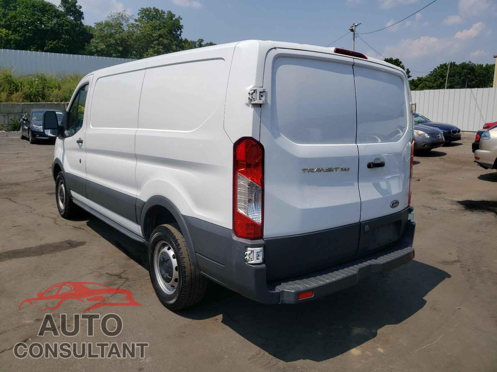 FORD TRANSIT CO 2018 - 1FTYR1YM8JKA87075