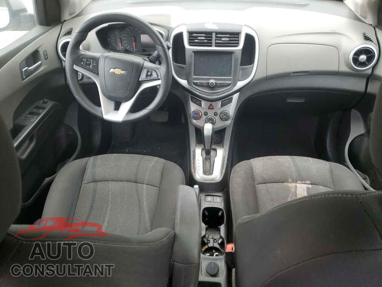 CHEVROLET SONIC 2017 - 1G1JD5SH7H4148197