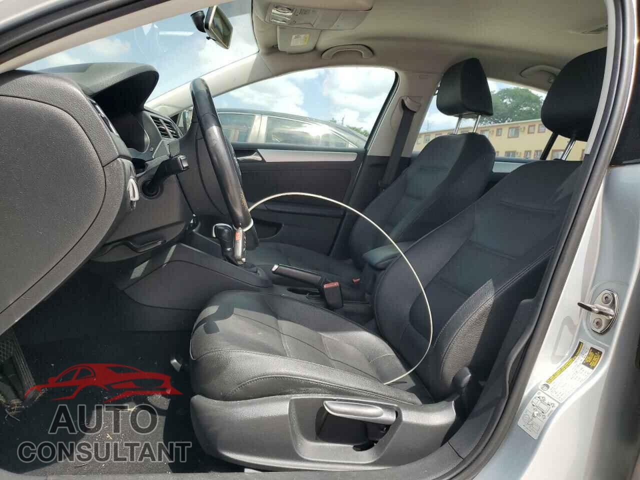 VOLKSWAGEN JETTA 2012 - 3VWLL7AJ7CM416467