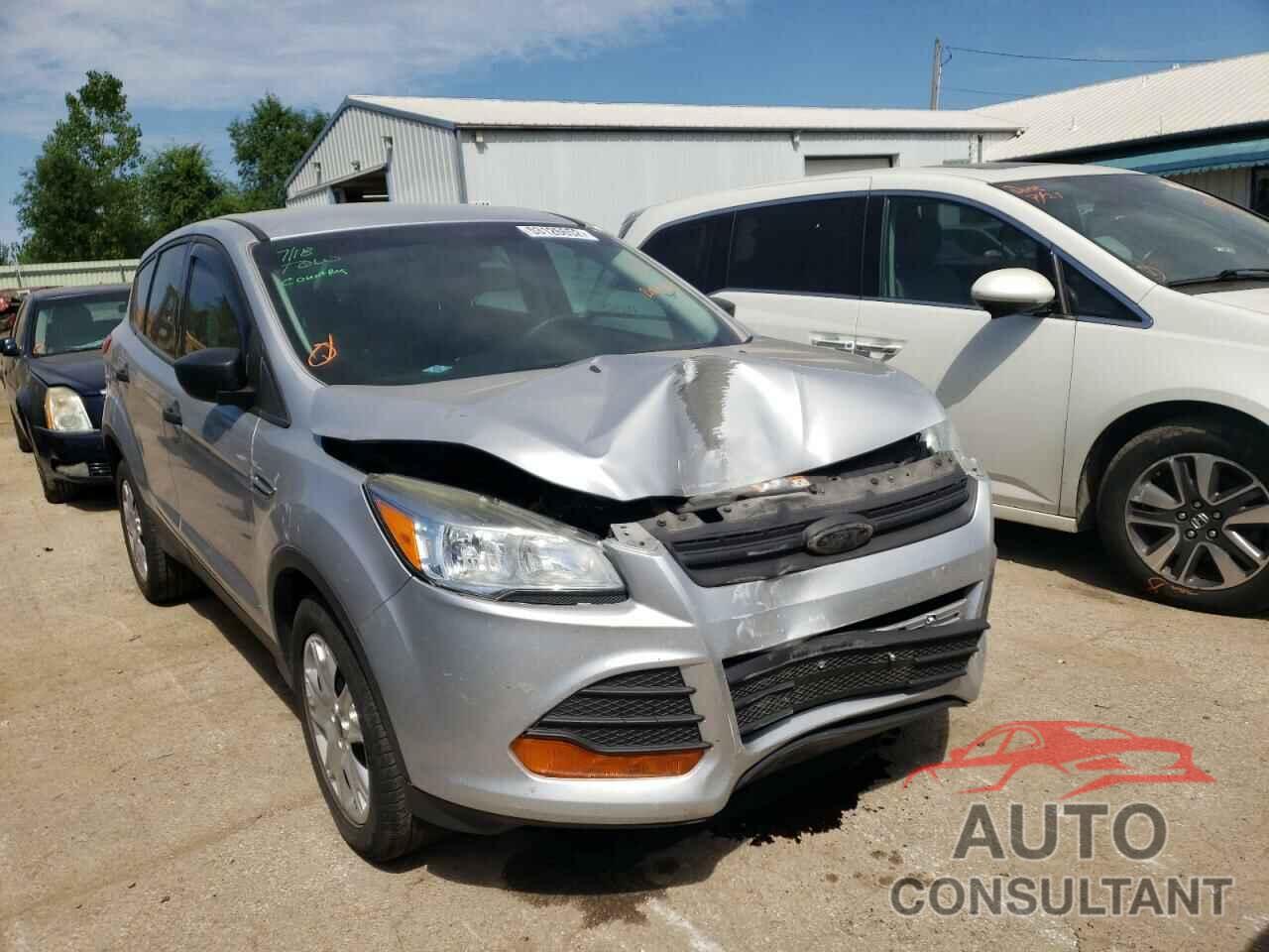 FORD ESCAPE 2016 - 1FMCU0F77GUB80386