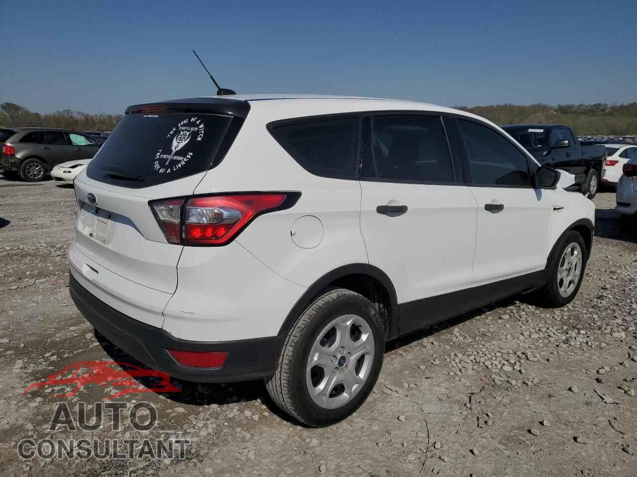 FORD ESCAPE 2018 - 1FMCU0F77JUC48175