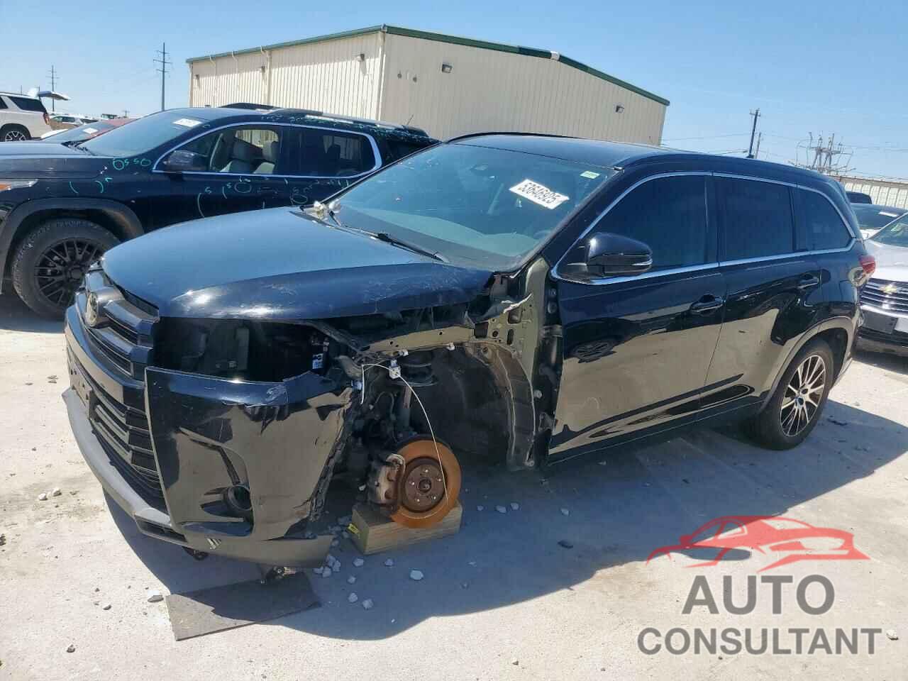 TOYOTA HIGHLANDER 2018 - 5TDKZRFH3JS537704