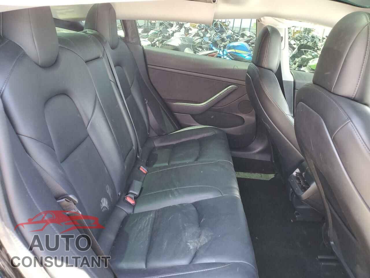 TESLA MODEL 3 2022 - 5YJ3E1EC6NF230030