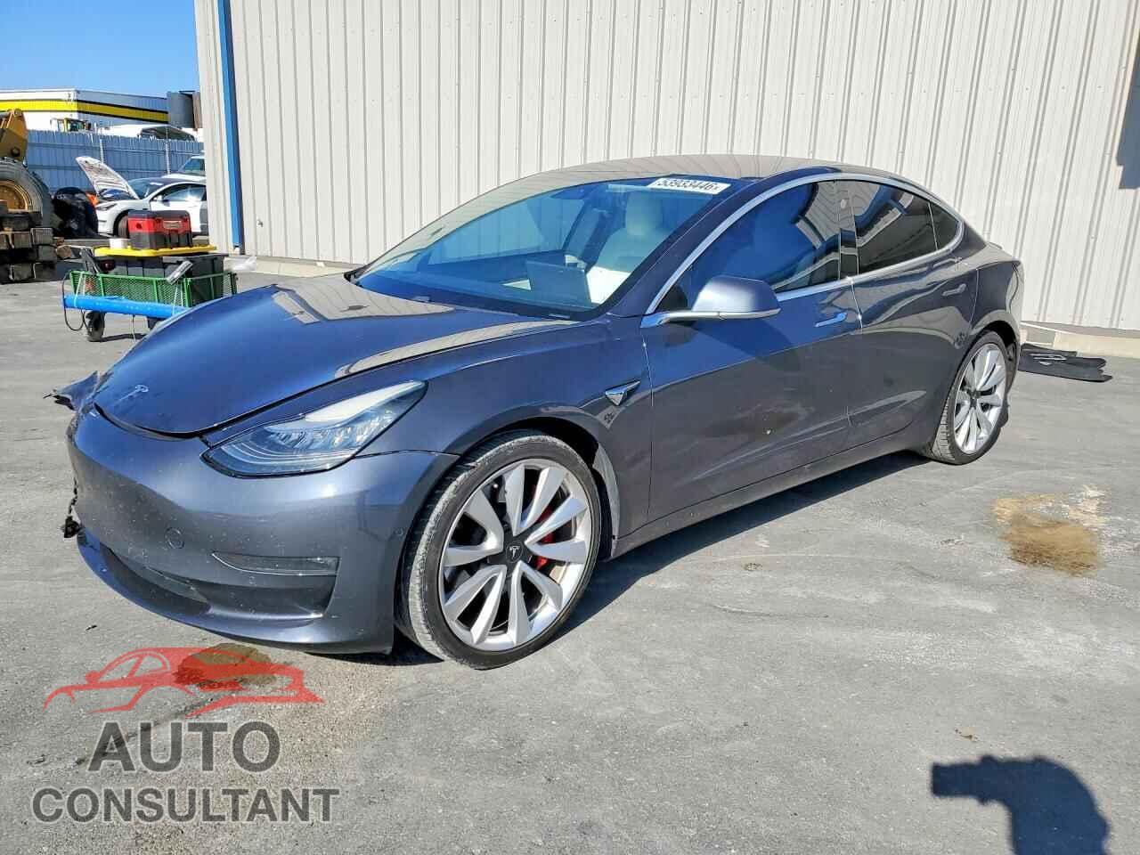 TESLA MODEL 3 2018 - 5YJ3E1EBXJF079372