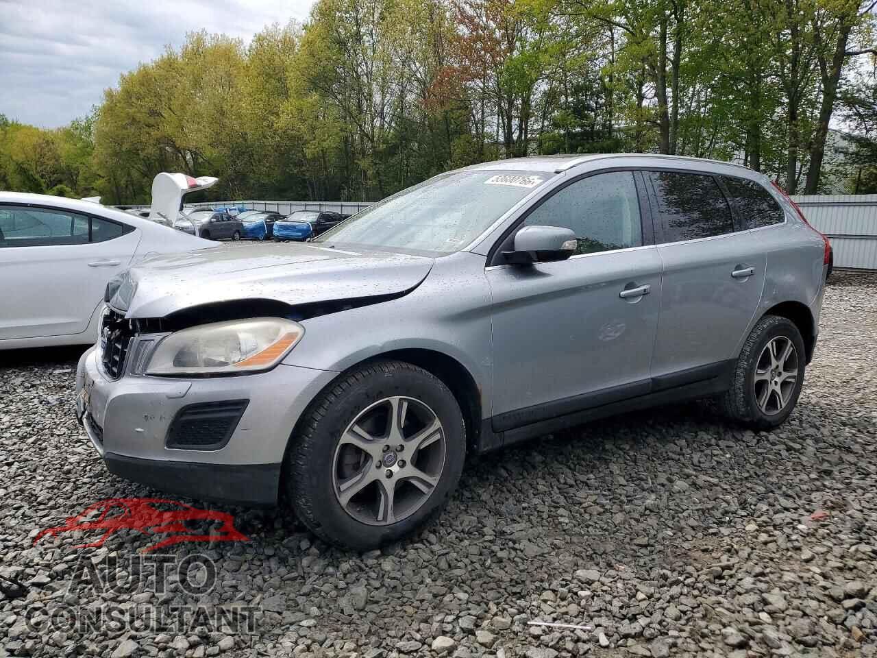 VOLVO XC60 2013 - YV4902DZ0D2462206