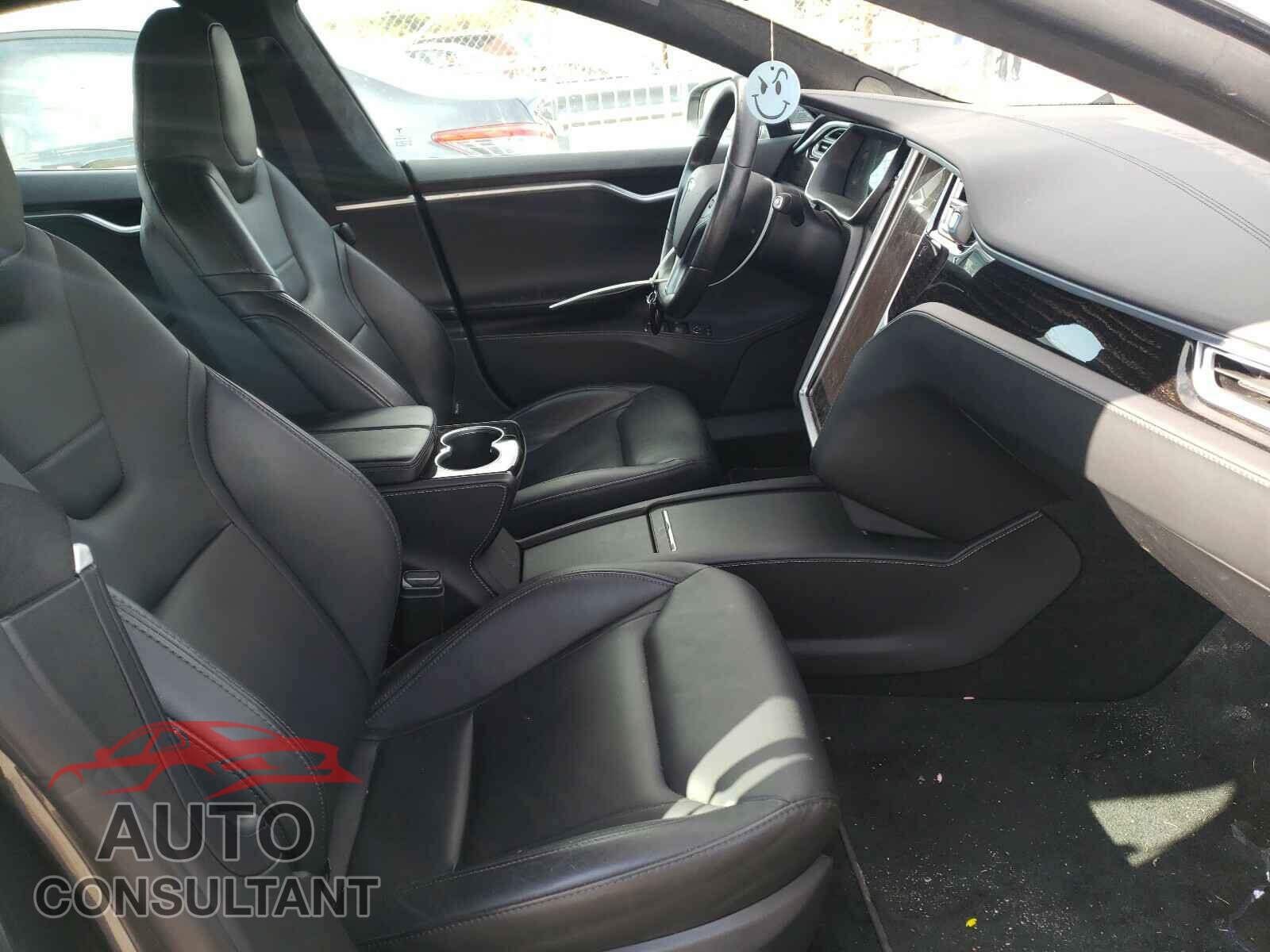 TESLA MODEL S 2016 - 5YJSA1E10GF159447