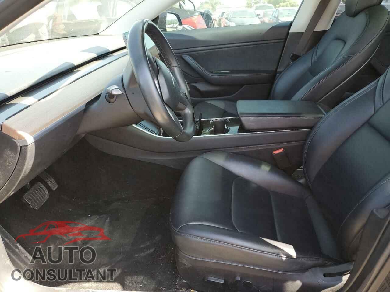 TESLA MODEL 3 2018 - 5YJ3E1EA3JF095534