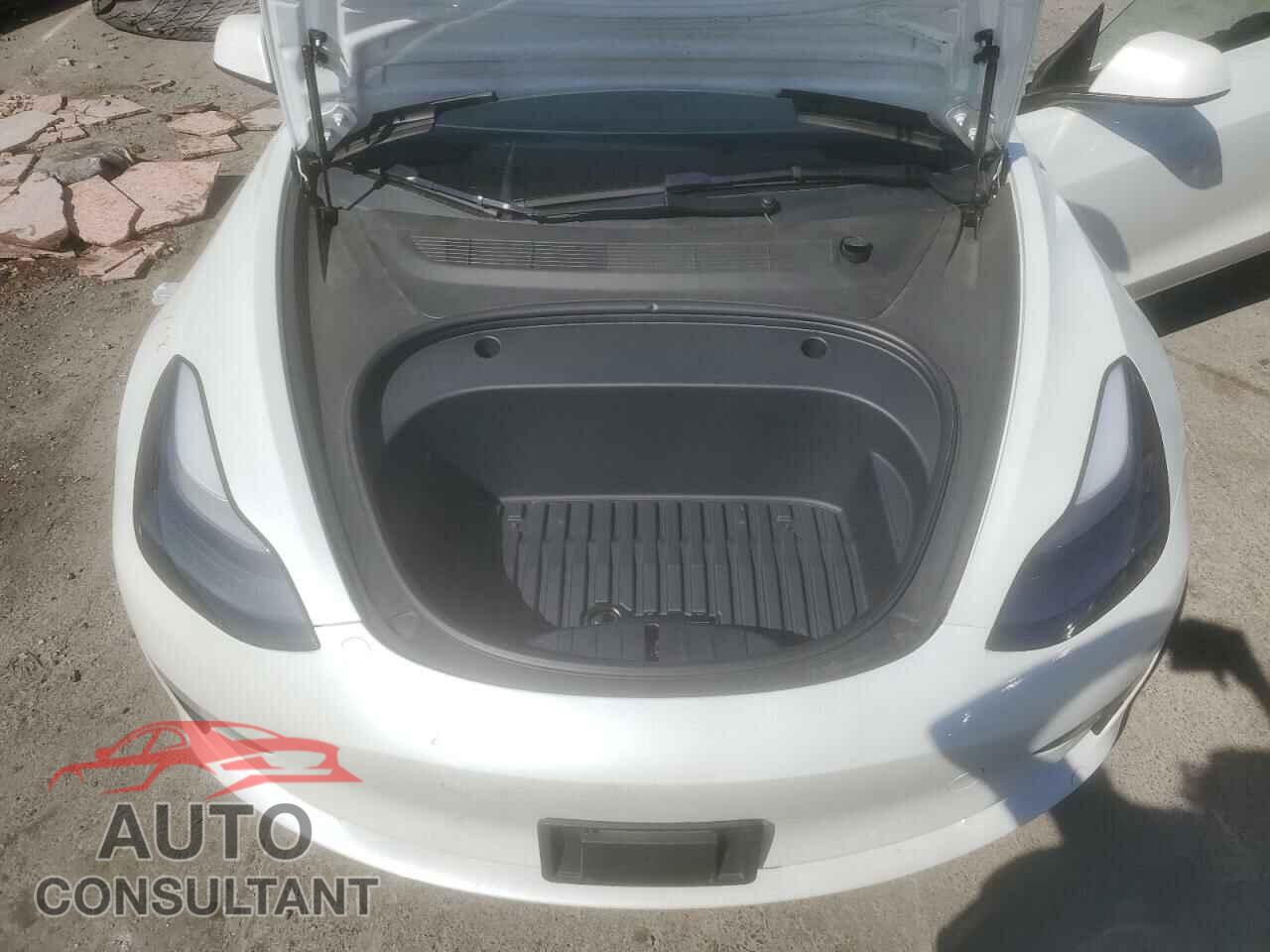 TESLA MODEL 3 2022 - 5YJ3E1EB0NF329062