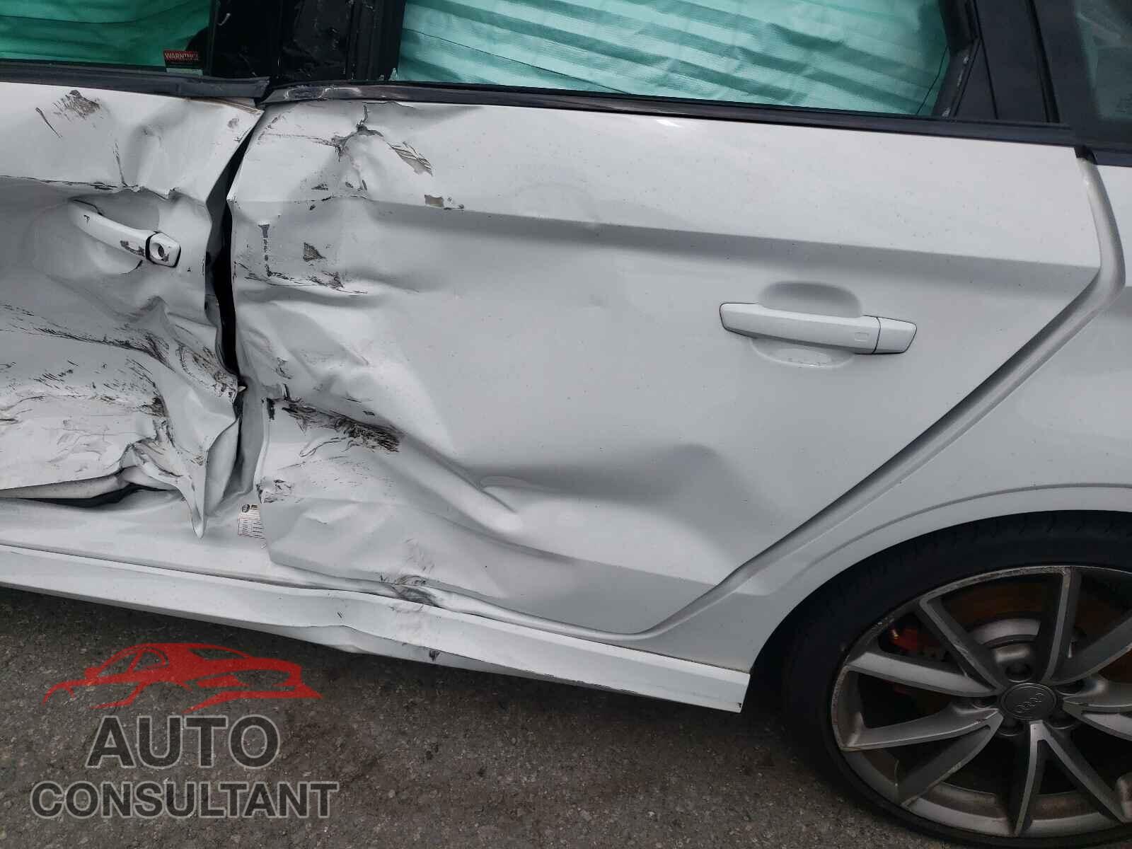 AUDI S3 2018 - WAUB1GFF6J1052977