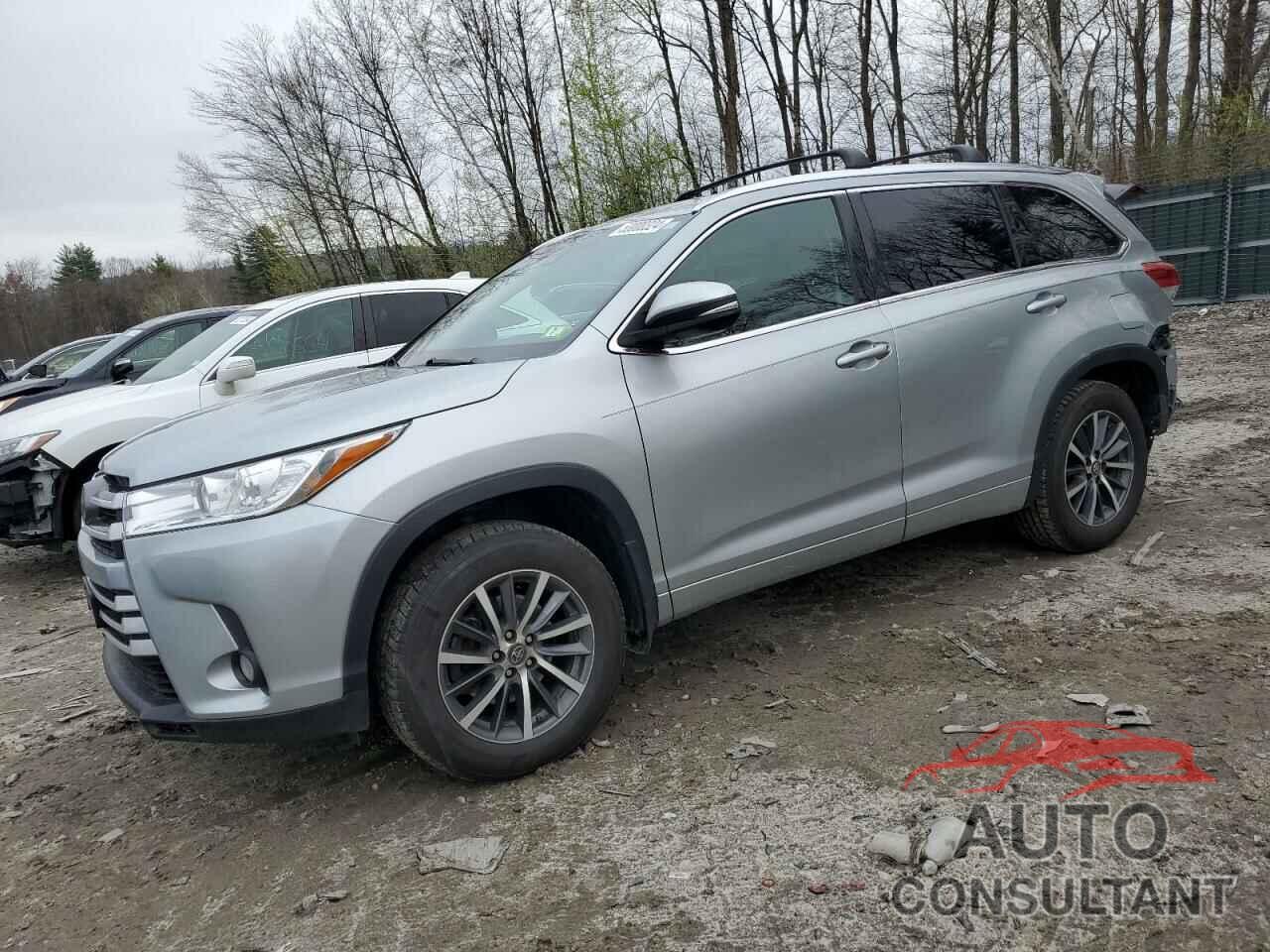 TOYOTA HIGHLANDER 2017 - 5TDJZRFH5HS398892