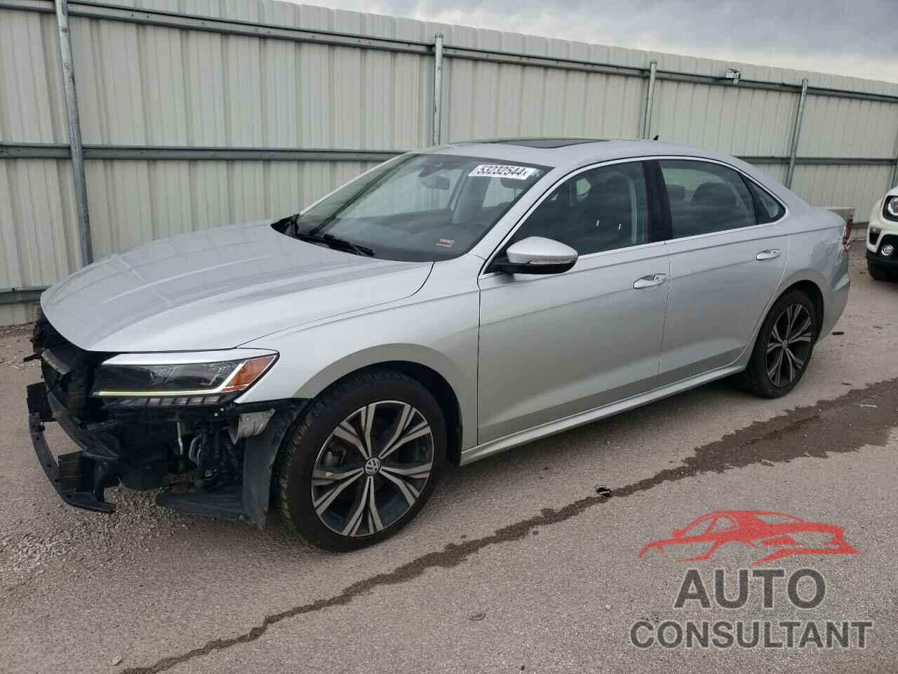 VOLKSWAGEN PASSAT 2021 - 1VWSA7A32MC009436