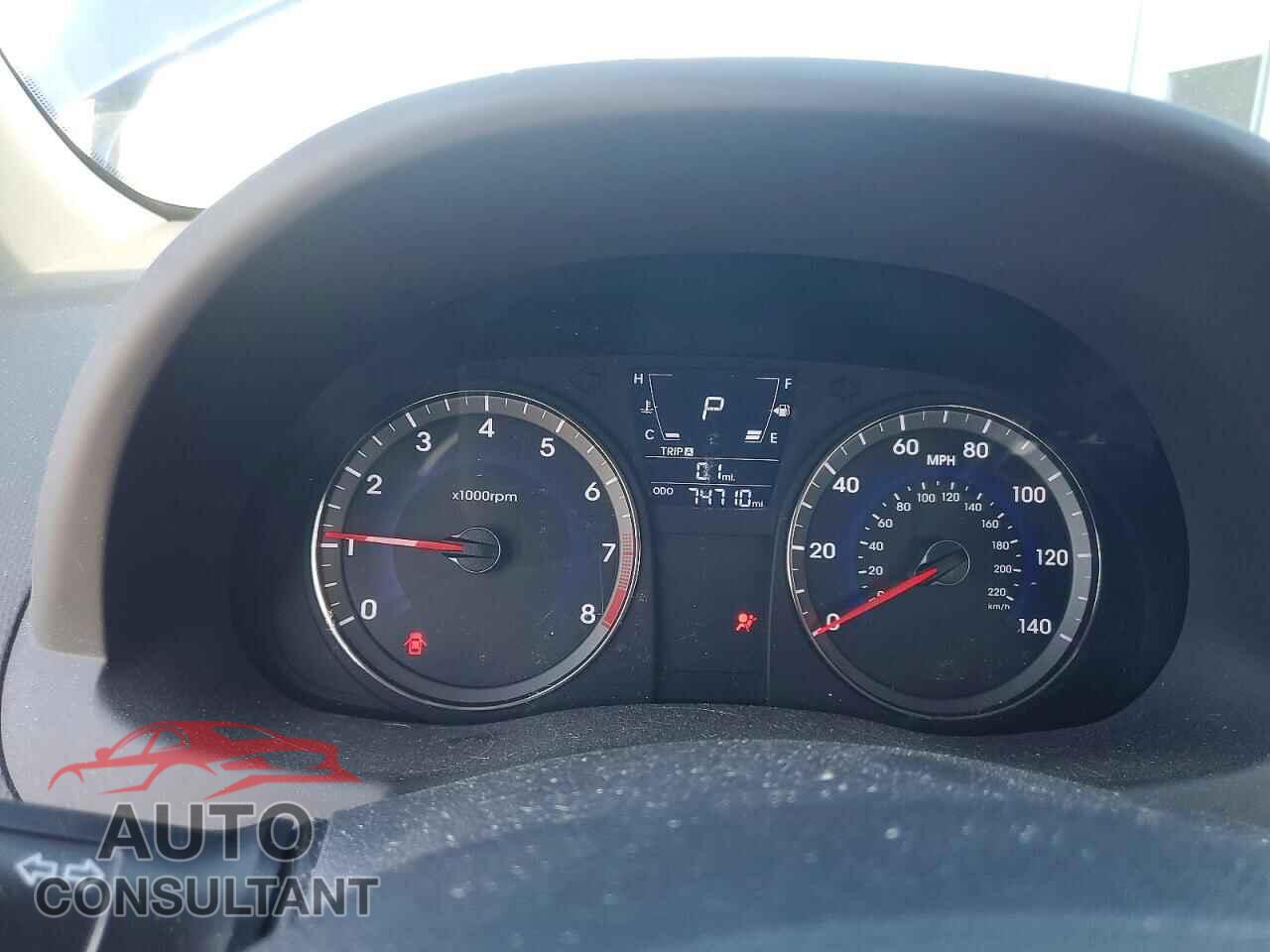 HYUNDAI ACCENT 2013 - KMHCU4AE6DU277605
