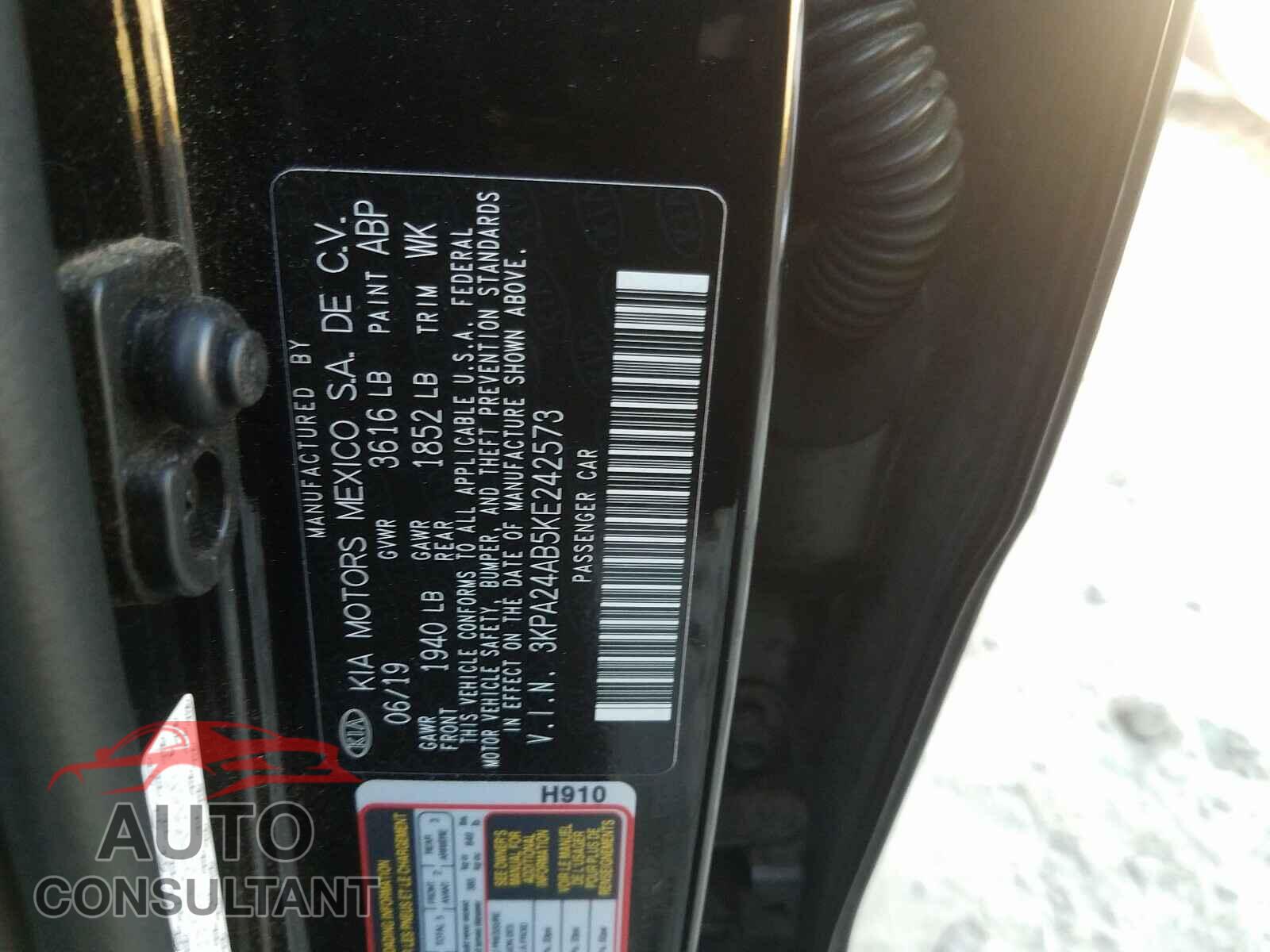 KIA RIO 2019 - 3KPA24AB5KE242573