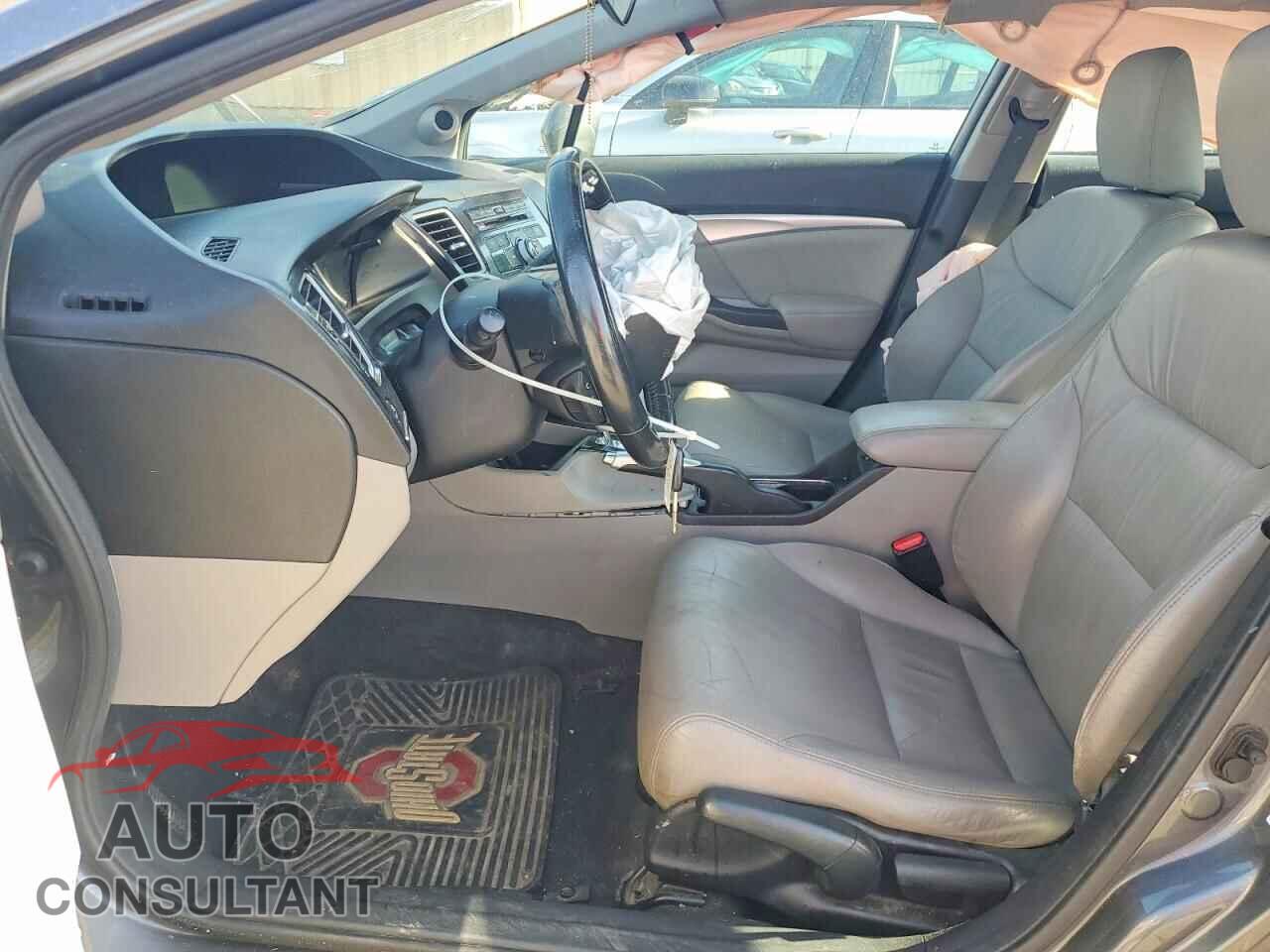 HONDA CIVIC 2013 - 19XFB2F97DE083963
